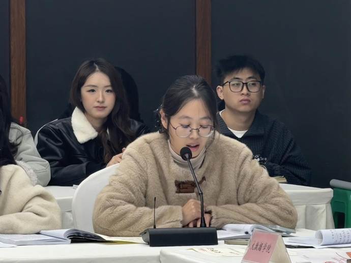 4ee74ecf40e53f5e49bd824cbc0d626a